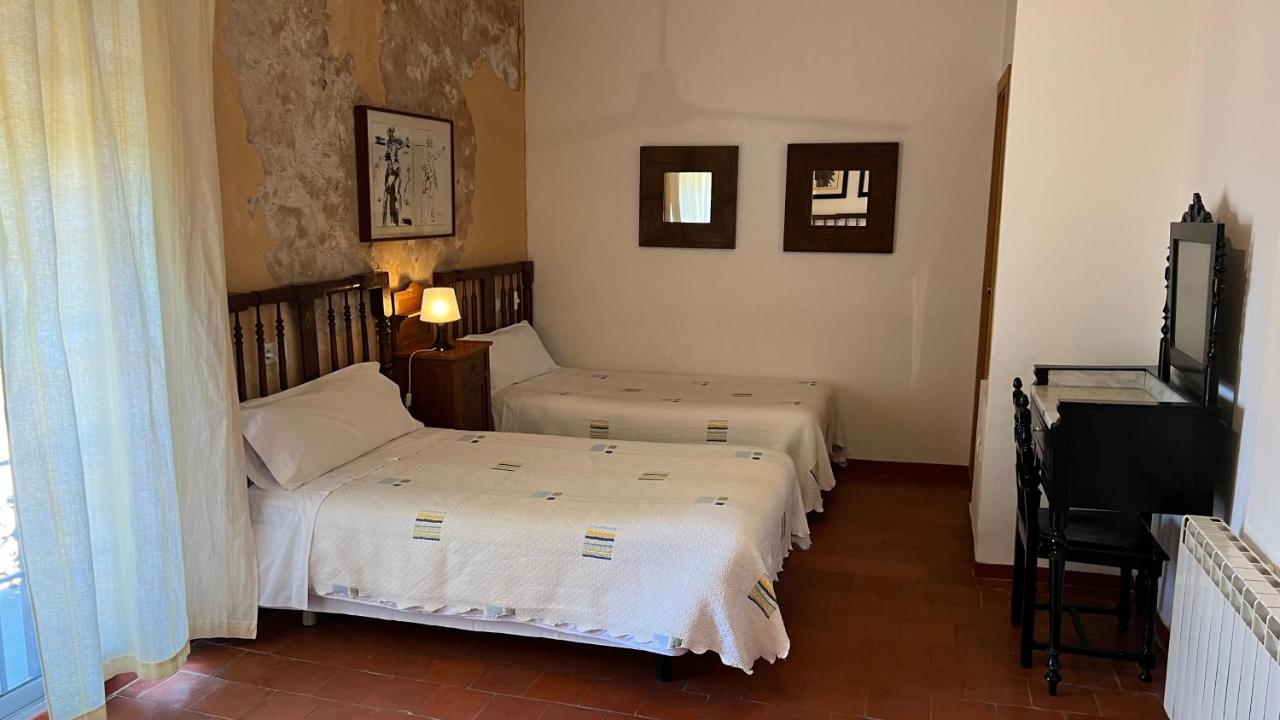 La Bodega Enoturismo Rural Mogente Exterior photo